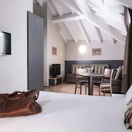 Osteria Della Pista Dal 1875 酒店 4*