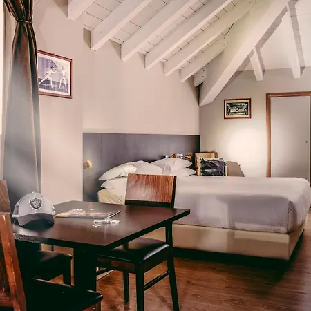 Hotel Osteria Della Pista Dal 1875 4*