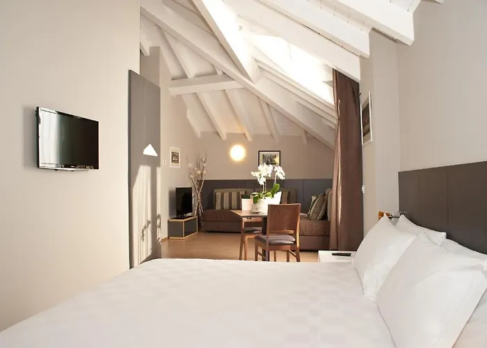 Hotel Osteria Della Pista Dal 1875 4*