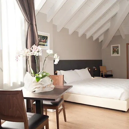 Osteria Della Pista Dal 1875 Hotell Casorate Sempione